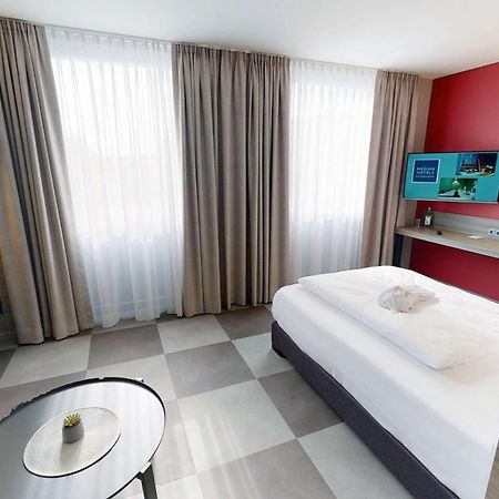 Median Hotel Hannover Lehrte Exterior foto